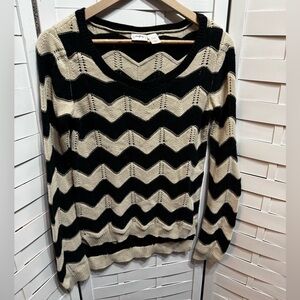 Daytrip Chevron Knitted Sweater